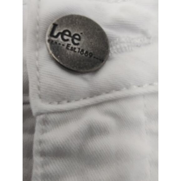 Lee, Womens, Modern Series Curvy Fit, Shorts, Size 16 Medium, White, 5 Pockets - Picture 10 of 13